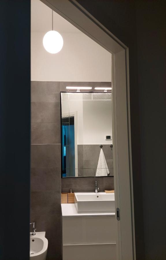 Apartamento Little Nest Cenisio Monumentale Milán Exterior foto